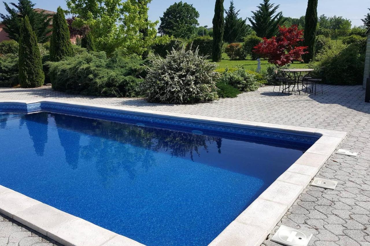 Logement Avec Piscine, Classe 3 Etoiles, De 42 M2 Tout Confort Au Calme Pour Un Couple Cahuzac-sur-Vere Ngoại thất bức ảnh
